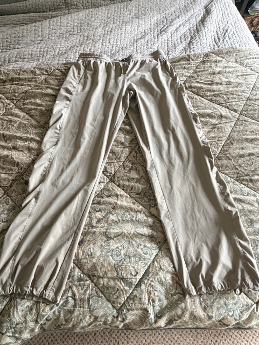 Kuhl FreeFlex Move Khaki Pants- L
